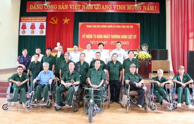 23072020 tang qua thuong binh 3