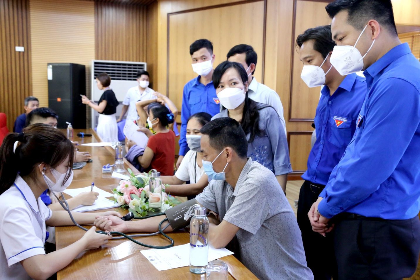 Bác sĩ trẻ
