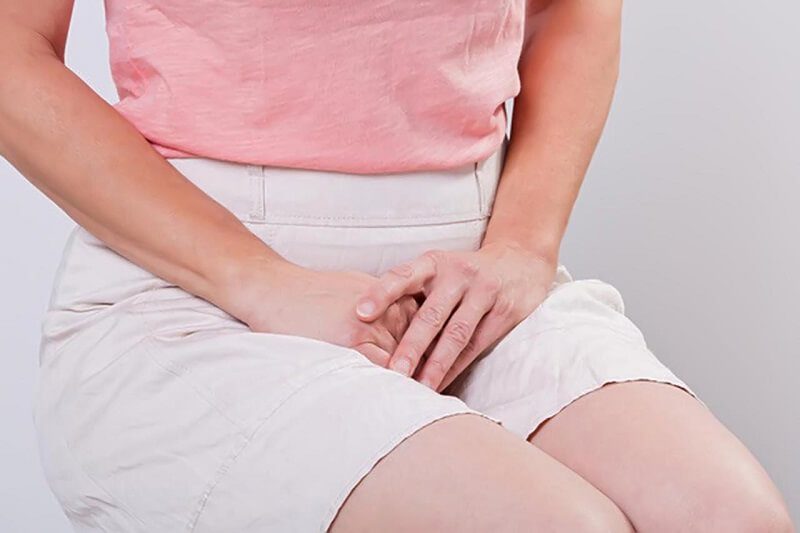 1 số nguyên nhân gây đau buốt vùng kín khi đi tiểu?