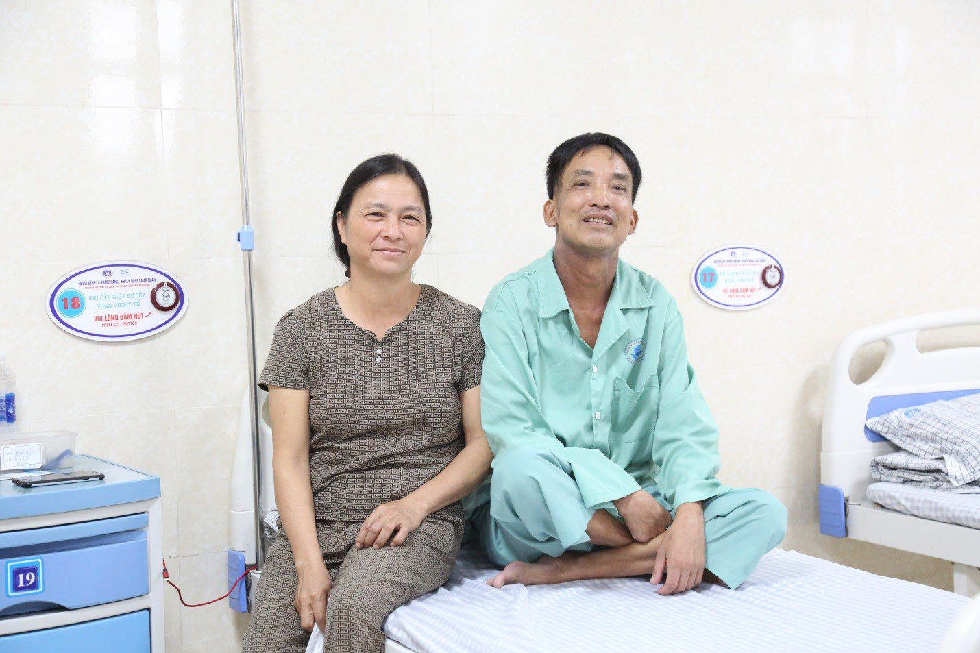 Bệnh nhân và gia đình yên tâm và tin tưởng phác đồ điều trị tại Trung tâm Ung bướu