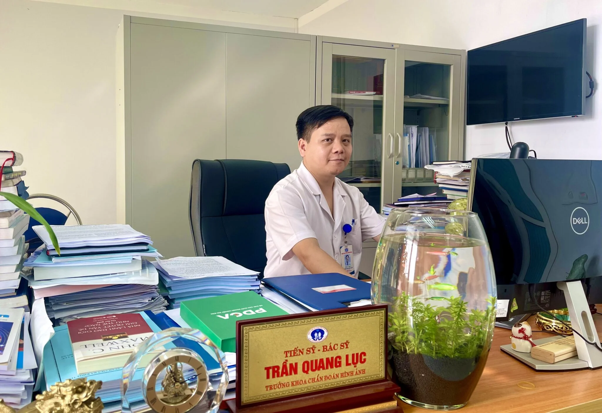 Trưởng khoa Chẩn đoán hình ảnh, Tiến sĩ, bác sĩ Trần Quang Lục chia sẻ về kỹ thuật DSA