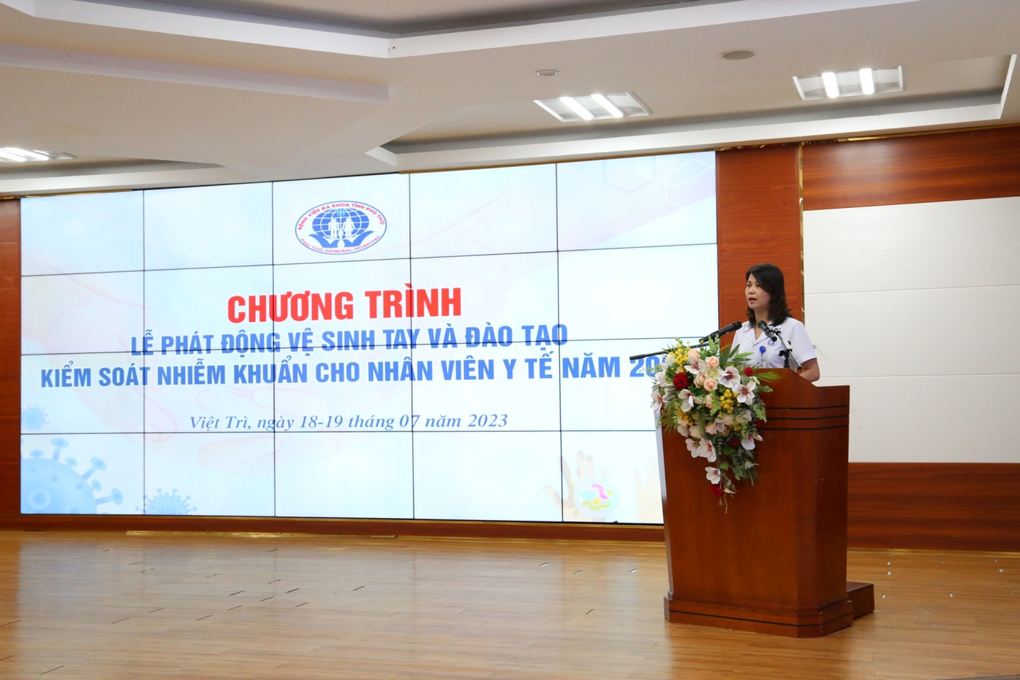 BSCKII. Lê Na - Phó Giám đốc Bệnh viện đa khoa tỉnh Phú Thọ phát động chiến dịch Vệ sinh tay năm 2023