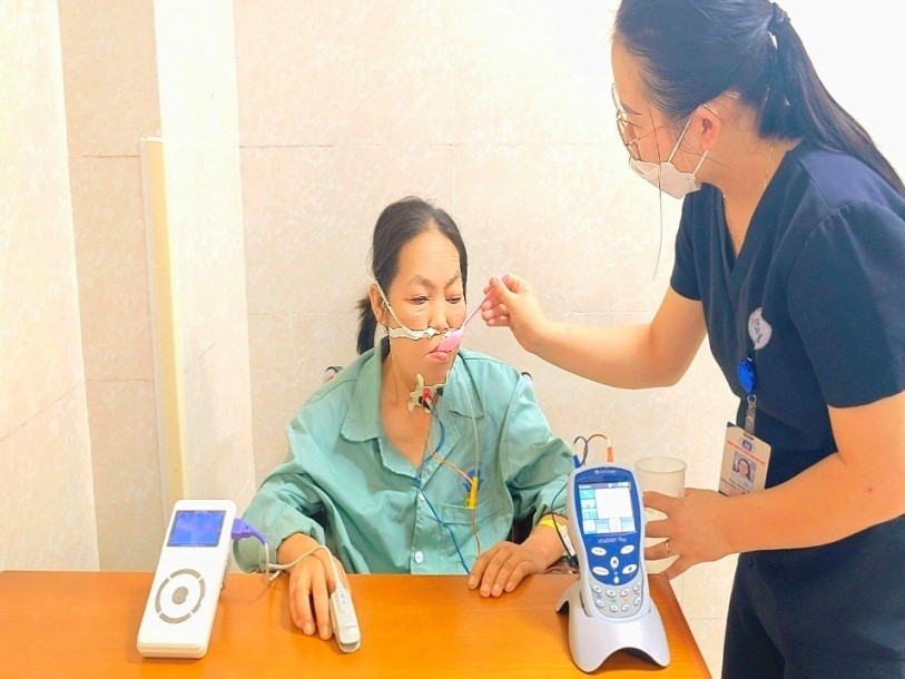 Điều trị rối loạn nuốt tại Trung tâm Đột quỵ Phú Thọ