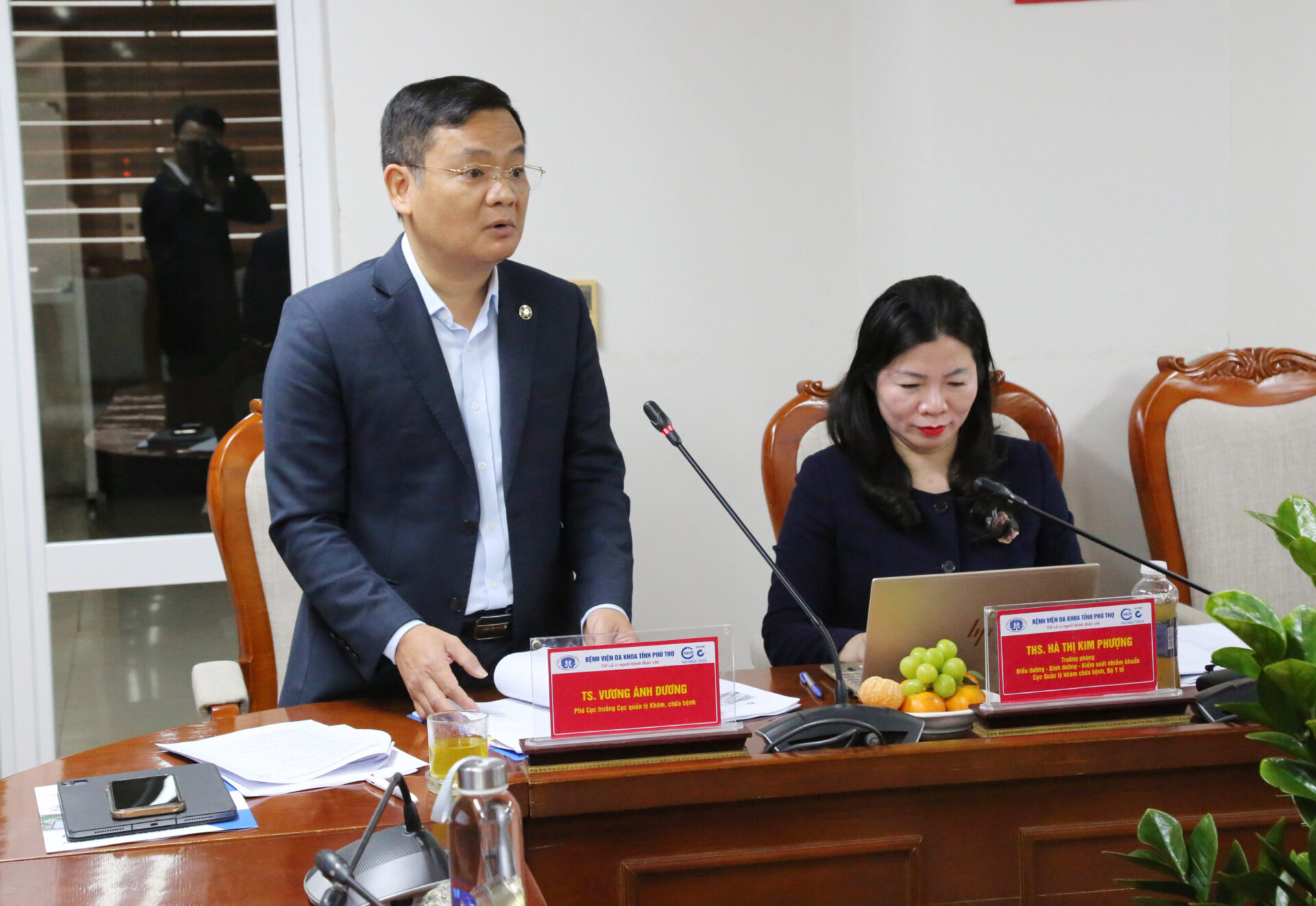 TS Vương Ánh Dương - Phó Cục trưởng Cục Quản lý khám chữa bệnh ghi nhận và đánh giá các kết quả đạt được tại Bệnh viện
