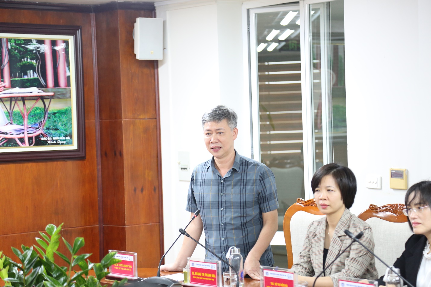 PGS.TS Nguyễn Quang Tùng, Phó Giám đốc Trung tâm Máu Quốc gia phát biểu tại chương trình