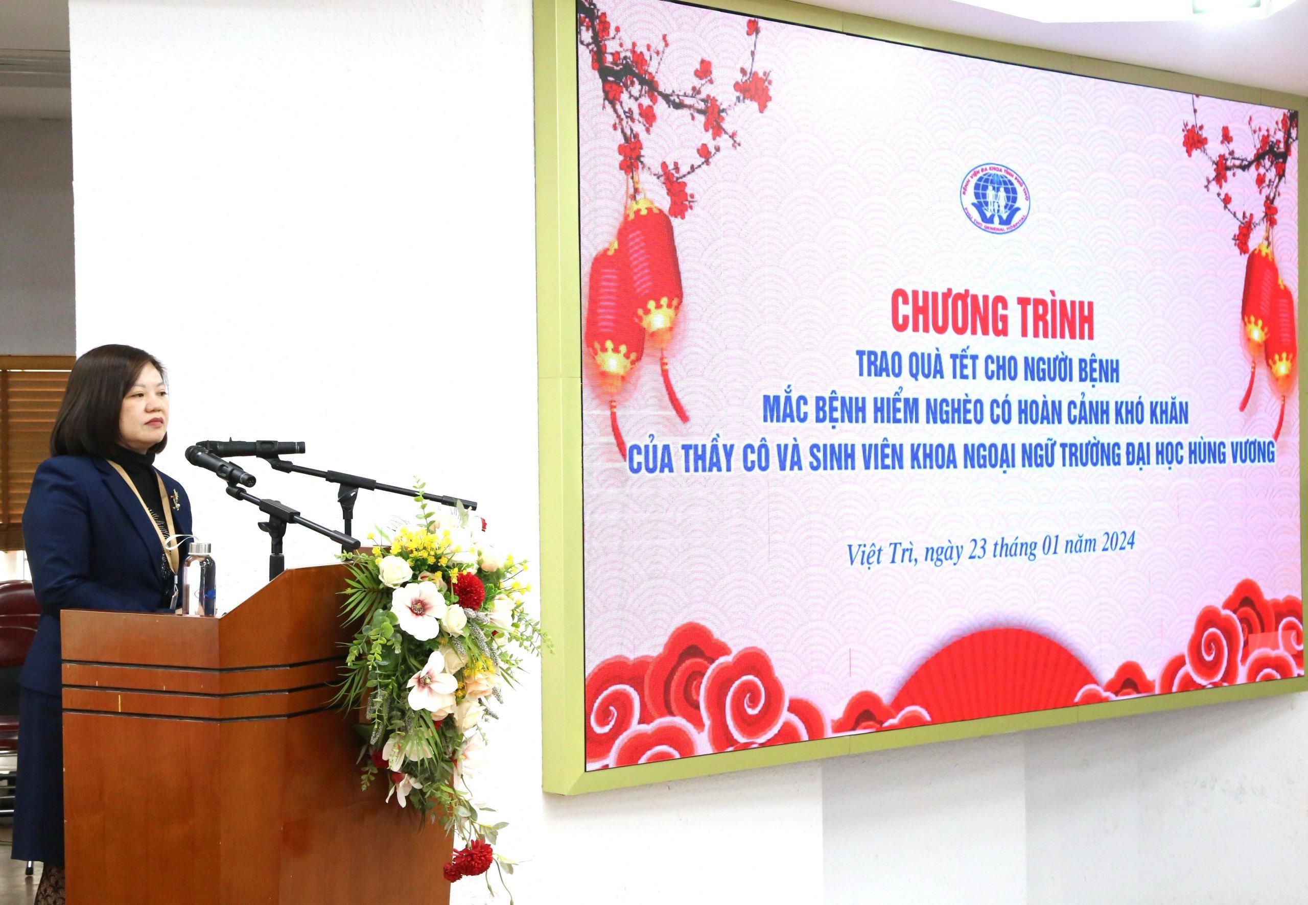 Cô Nguyễn Thị Thu Hằng - Phó Trưởng khoa Ngoại ngữ, Trường Đại học Hùng Vương chia sẻ tại chương trình