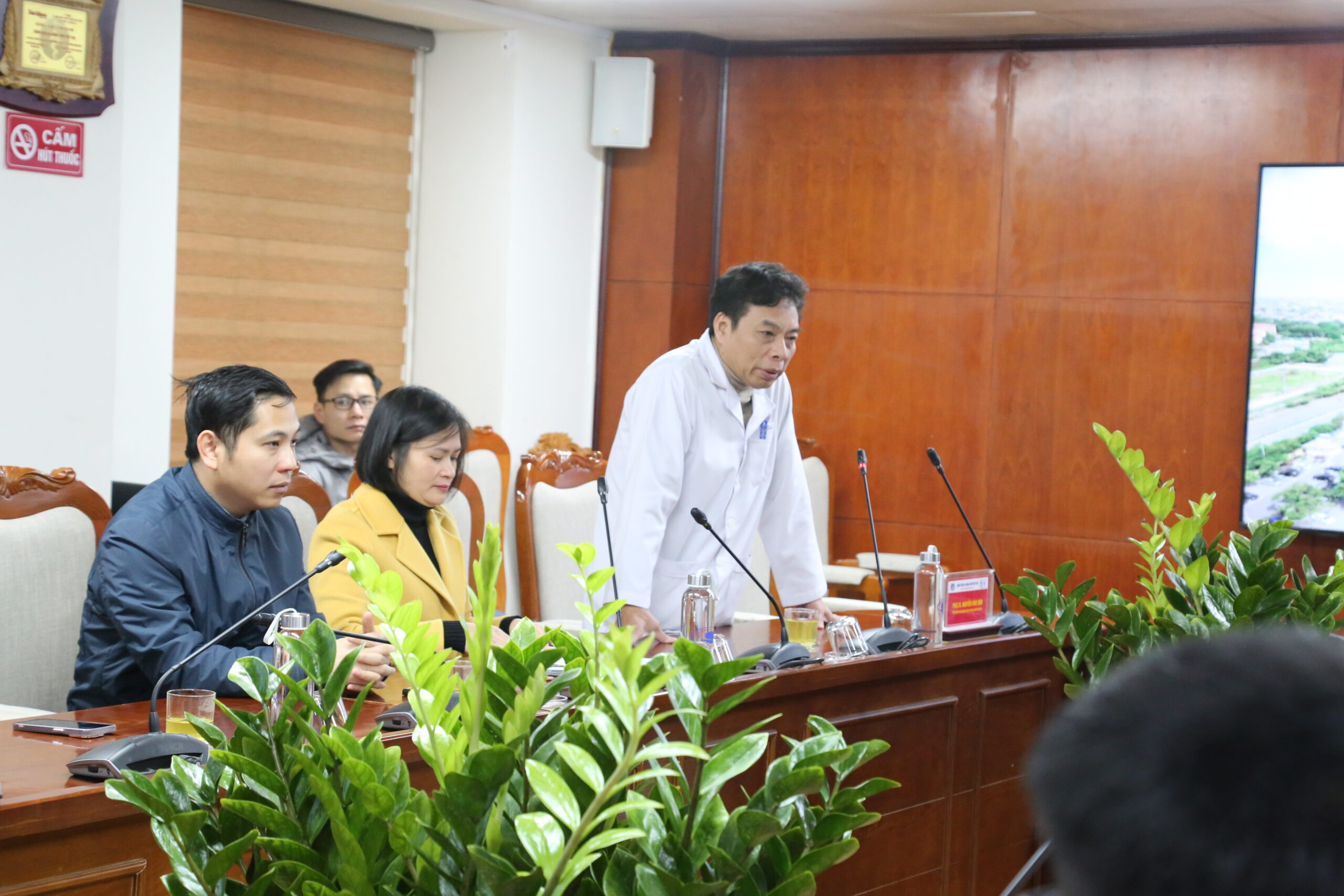 PGS.TS Nguyễn Văn Sơn - Phó Giám đốc Bệnh viện đa khoa tỉnh Phú Thọ phát biểu tại chương trình