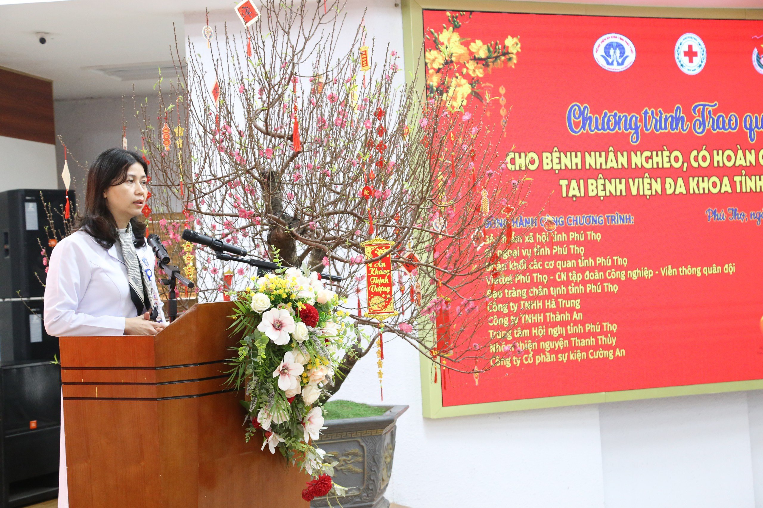 BS.CKII. Lê Na – Phó Giám đốc Bệnh viện đa khoa tỉnh Phú Thọ phát biểu tại chương trình