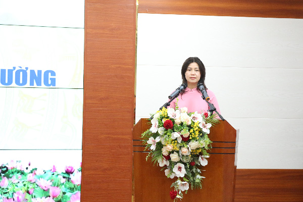 BSCKII Lê Na – Phó Giám đốc Bệnh viện đa khoa tỉnh Phú Thọ phát biểu khai mạc chương trình