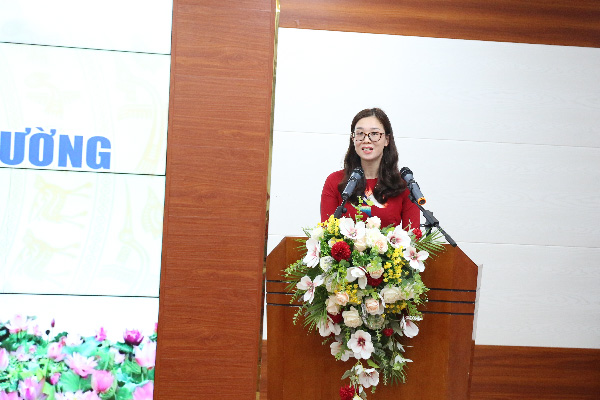 ThS.BS Dương Thị Kim ngân – Trưởng khoa Nội tiết – Đái tháo đường báo cáo kết quả duy trì hoạt động của Câu lạc bộ và những mục tiêu phát triển trong năm 2024.