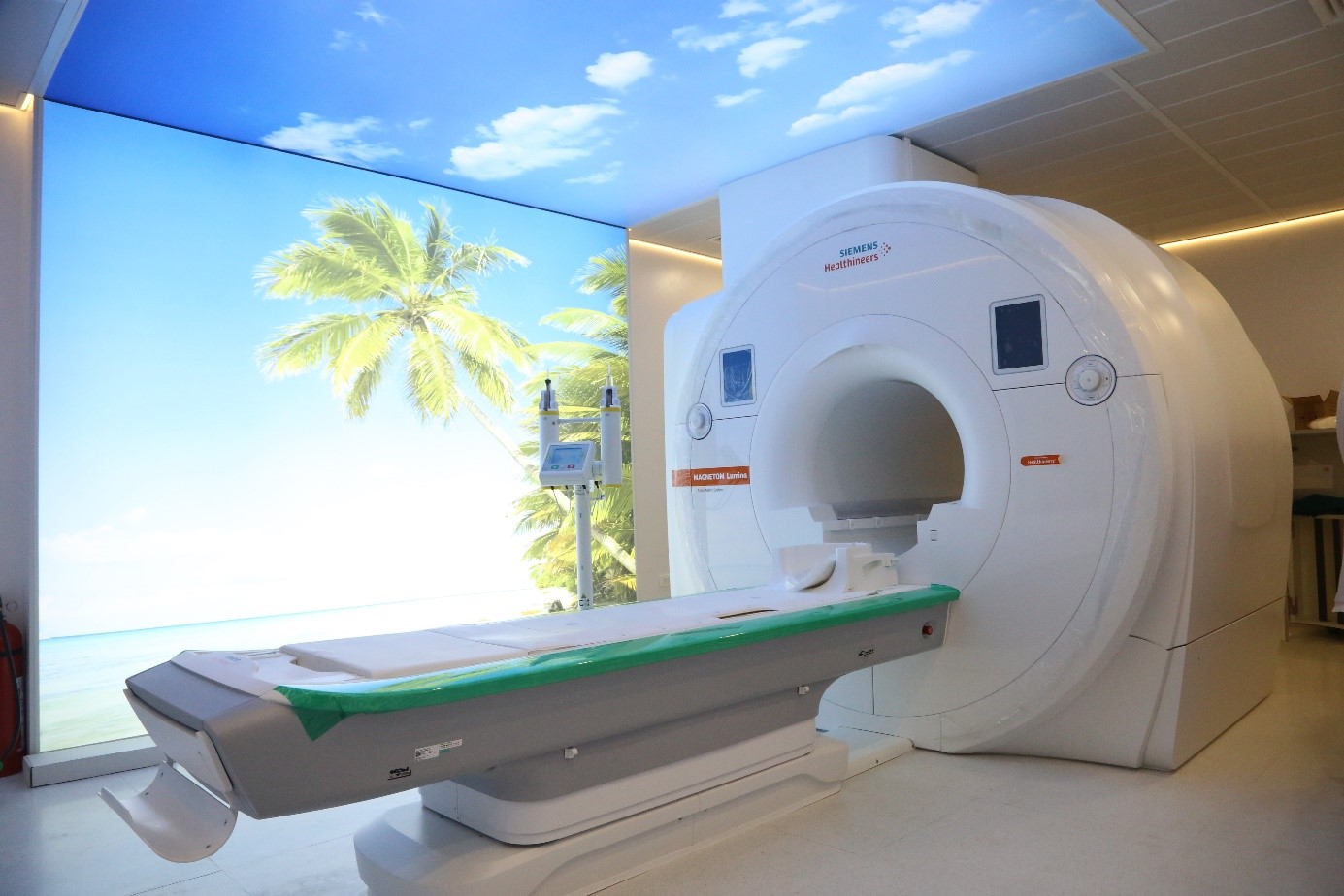 Hệ thống máy MRI 3.0 Tesla Magnetom Lumina (Siemens) được đặt tại Khoa Chẩn đoán hình ảnh – Bệnh viện đa khoa tỉnh Phú Thọ.