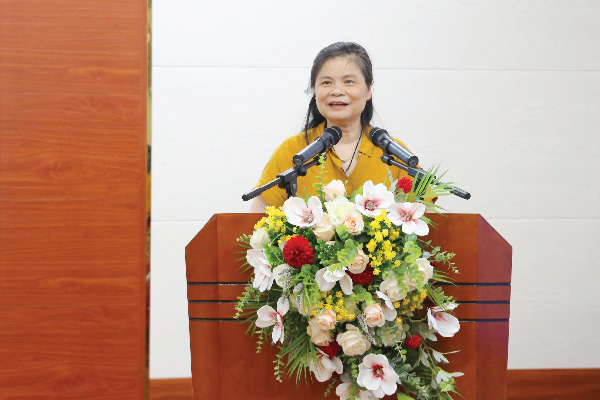 PGS.TS.BS Hà Phan Hải An - Phó Chủ tịch hội Tiết niệu - Thận học Việt Nam chia sẻ tại hội thảo