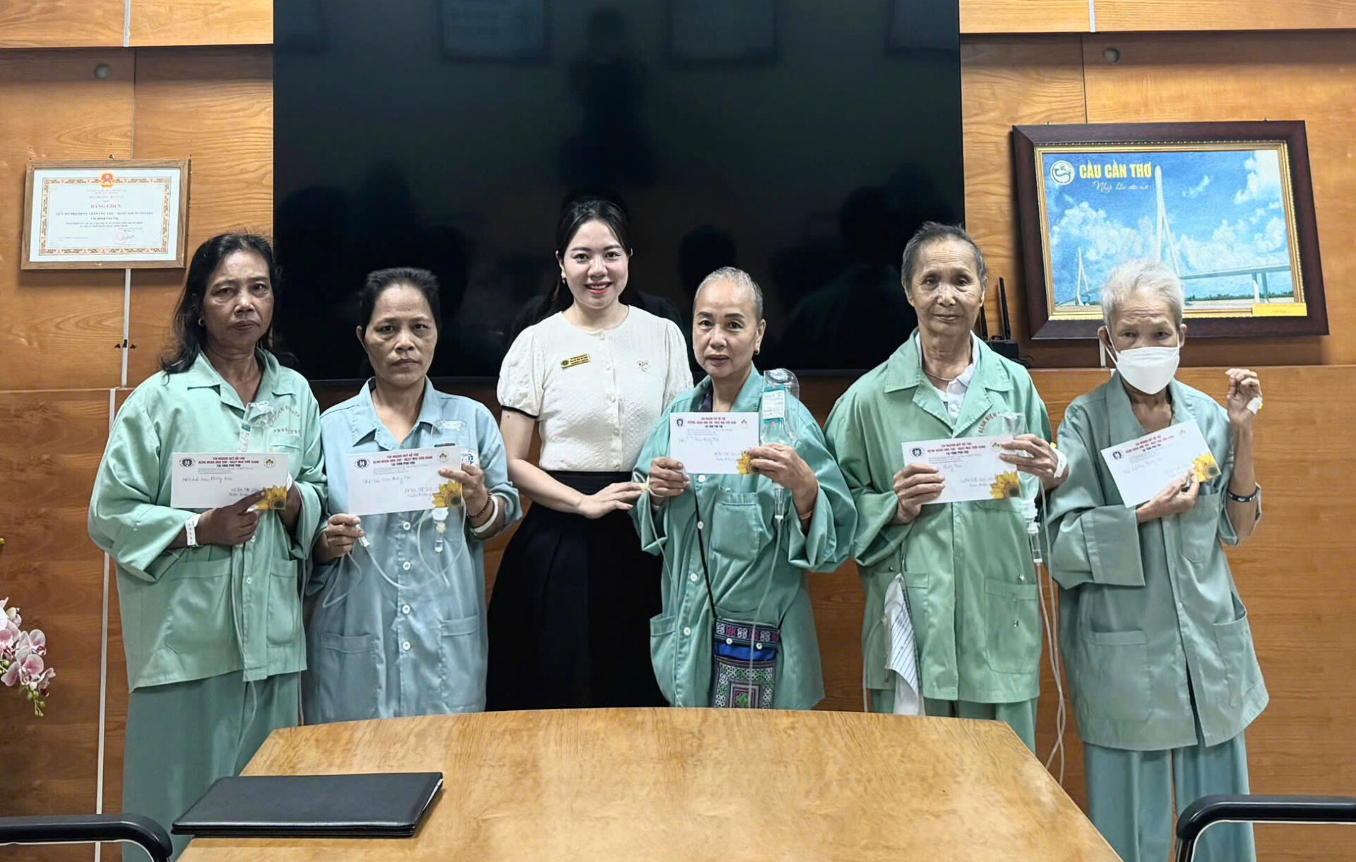 Khi yêu thương được lan tỏa, hạnh phúc được sẻ chia và "cho đi là còn mãi"