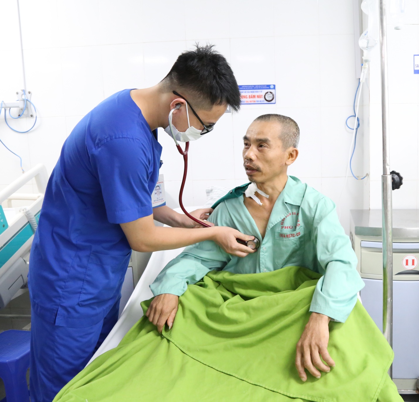 Người đàn ông bất ngờ hôn mê sau 2 tháng ngã xe: Lời cảnh tỉnh về sự chủ quan với những chấn thương “tưởng là nhẹ”