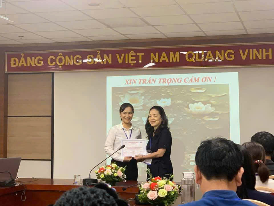 Người thầy thuốc chữa bệnh bằng tri thức, trái tim và lòng biết ơn