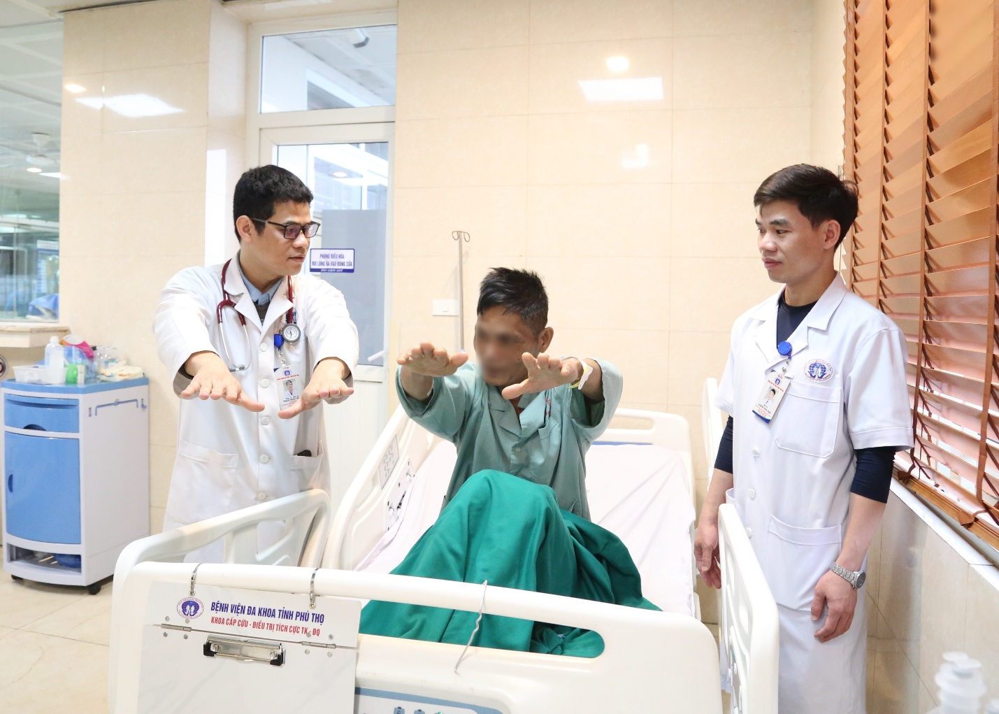phan ngoc nhu 5