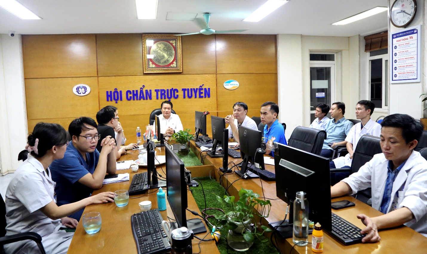 Xuyên đêm lấy tạng từ chàng trai trẻ chết não giúp hồi sinh 4 cuộc đời
