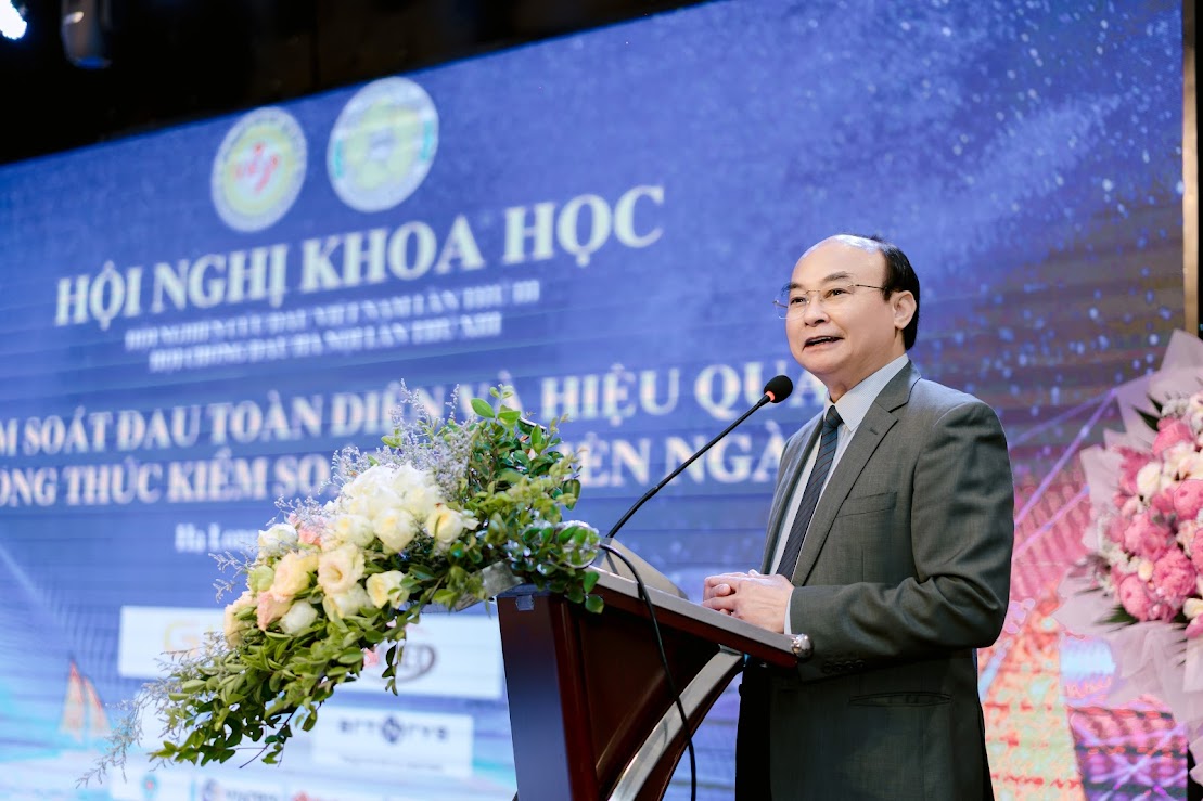 Đoàn đại biểu Bệnh viện Đa khoa tỉnh Phú Thọ tham dự Hội nghị khoa học thường niên của Hội Nghiên cứu đau Việt Nam lần thứ III, Hội Chống đau Hà Nội lần thứ XIII
