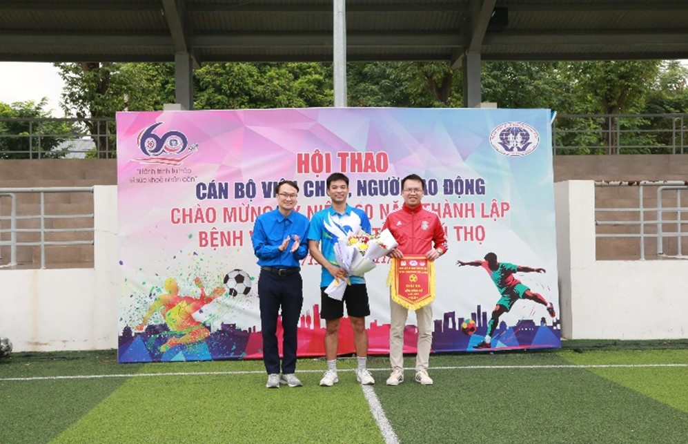 Khai mạc Hội thao cán bộ, viên chức, người lao động Bệnh viện Đa khoa tỉnh Phú Thọ 10 10 1