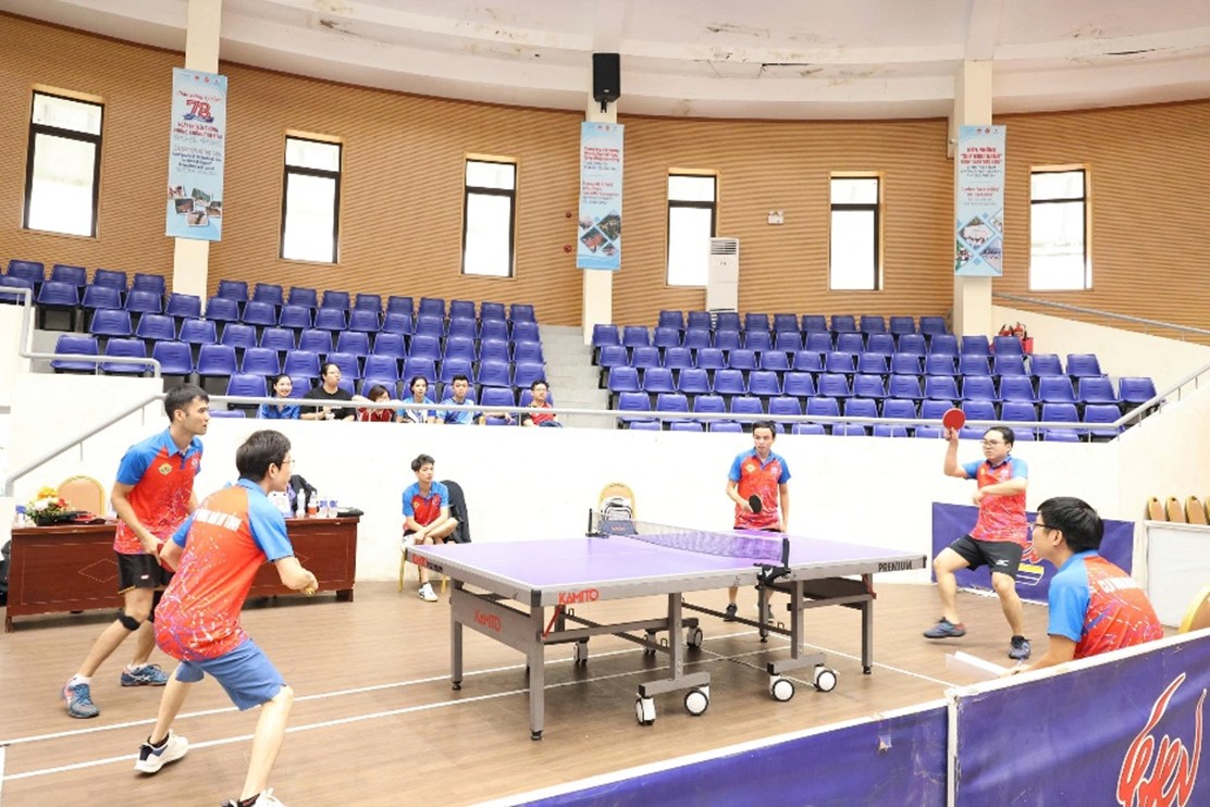 Khai mạc Hội thao cán bộ, viên chức, người lao động Bệnh viện Đa khoa tỉnh Phú Thọ 18 21