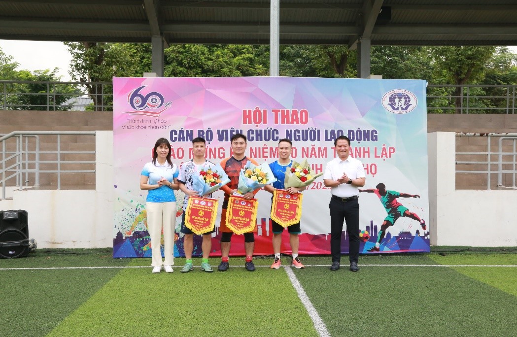 Khai mạc Hội thao cán bộ, viên chức, người lao động Bệnh viện Đa khoa tỉnh Phú Thọ 6 6