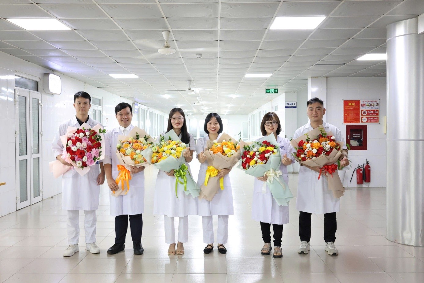Vinh danh cán bộ có thành tích xuất sắc trong kỳ thi tuyển sinh sau đại học năm 2025 5 vinh danh 5