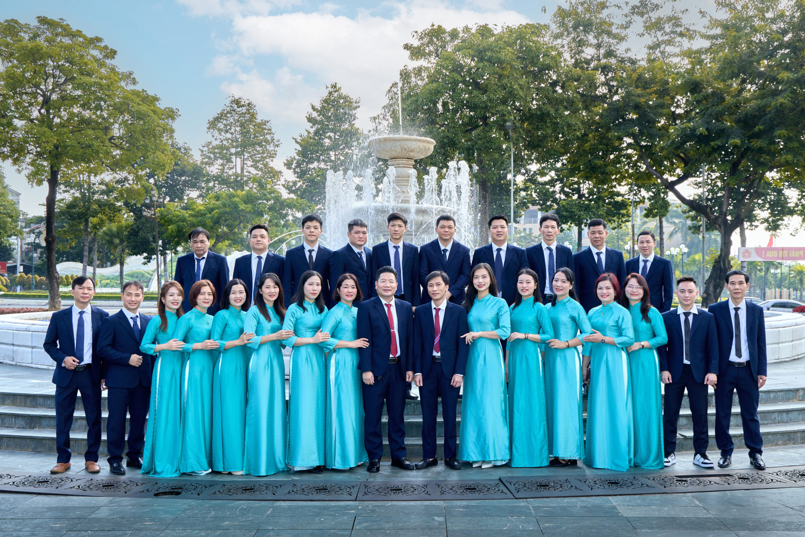 2. Phong Hanh chinh Quan tri sang 13 10 scaled