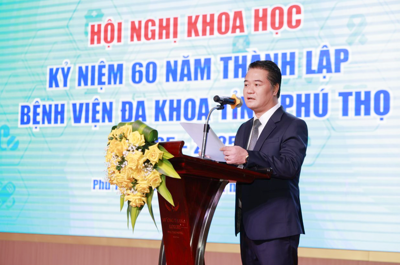 BSCKII. Lê Đình Thanh Sơn – Giám đốc Bệnh viện Đa khoa tỉnh Phú Thọ phát biểu tại Hội nghị