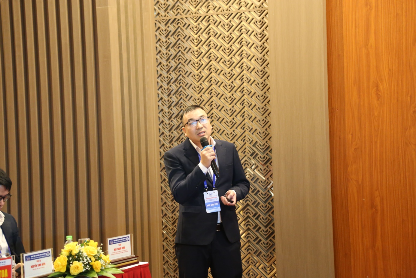 Hội nghị Khoa học chuyên đề: Phẫu thuật Tim mạch – Lồng ngực chào mừng kỷ niệm 60 năm thành lập Bệnh viện Đa khoa tỉnh Phú Thọ 9 ptt8