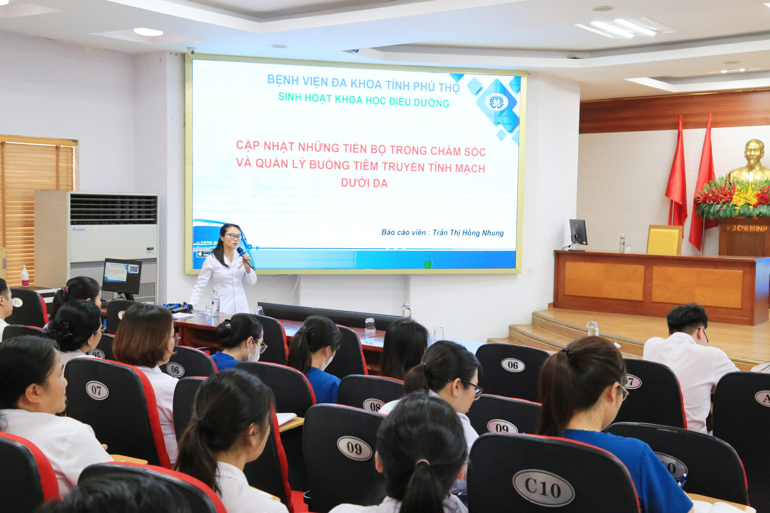 ĐDCKI Trần Thị Hồng Nhung trình bày báo cáo tại chương trình