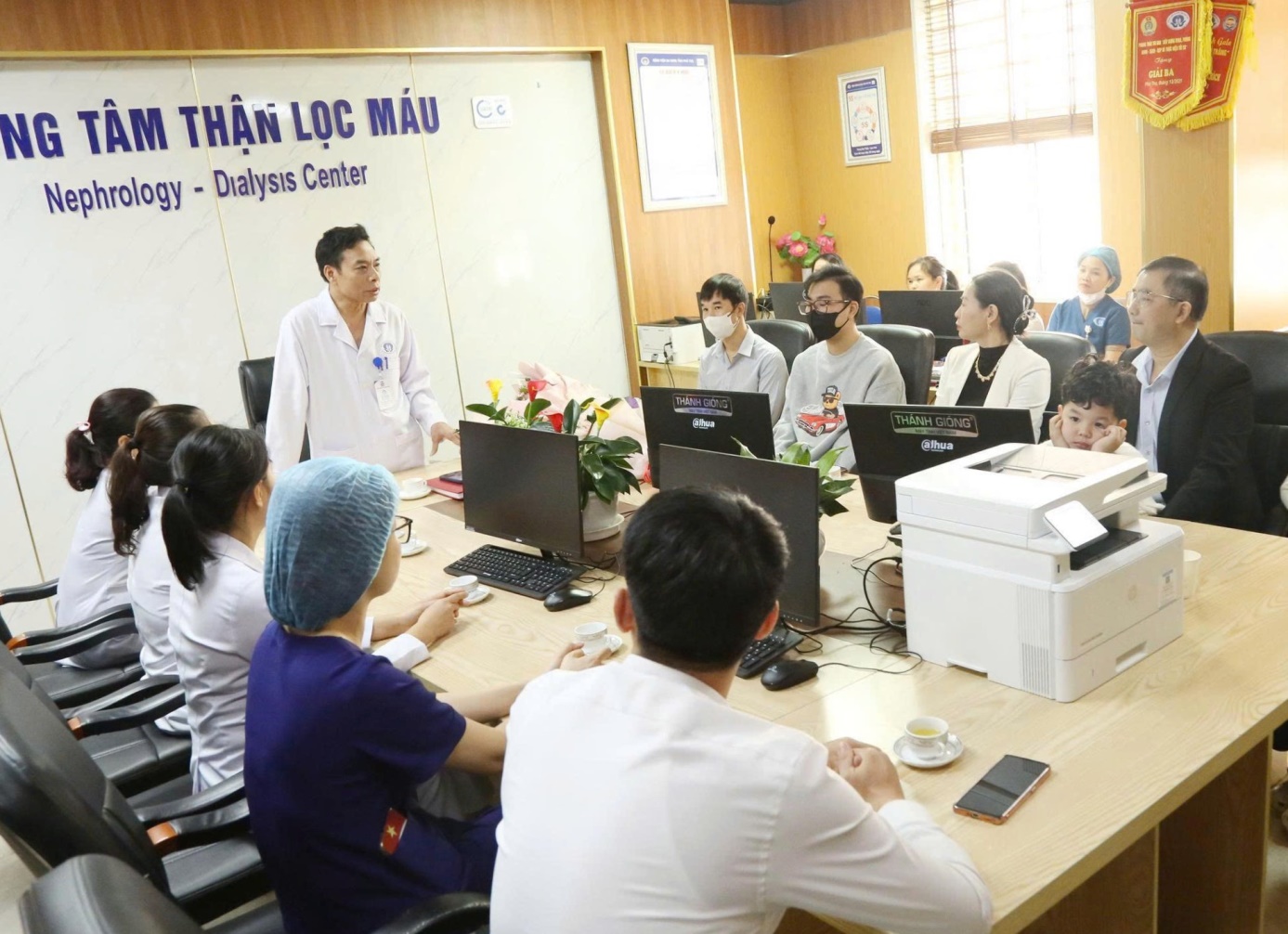 PGS.TS. Nguyễn Văn Sơn – Phó Giám đốc Bệnh viện chia sẻ tại chương trình