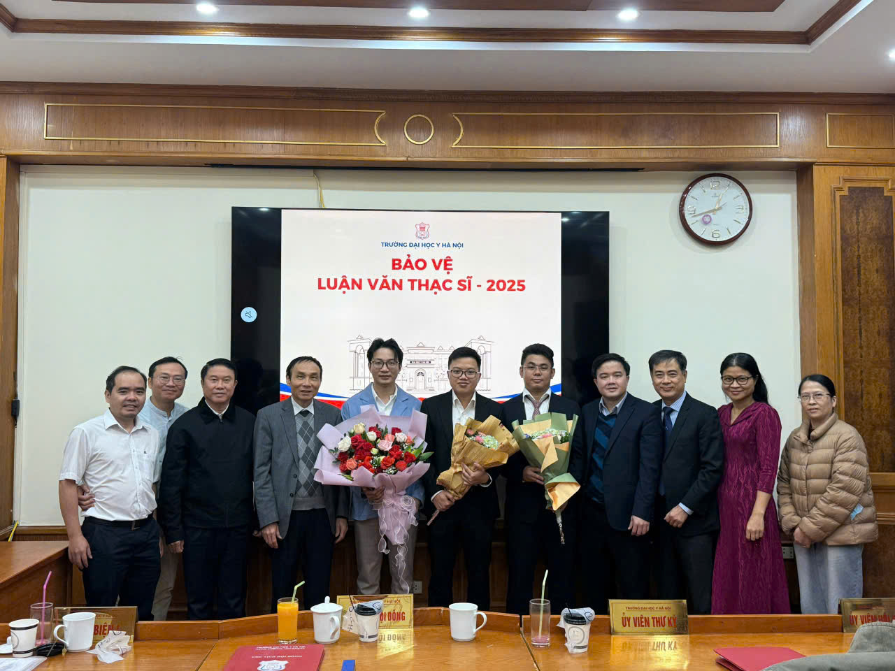 Bệnh viện Đa khoa tỉnh Phú Thọ liên tục nâng cao chất lượng nguồn nhân lực, tạo bước đột phá trong đào tạo năm 2025 7 Hình ảnh một số bác sĩ bảo vệ thành công luận văn chuyên khoa II và Thạc sĩ y học năm 2025