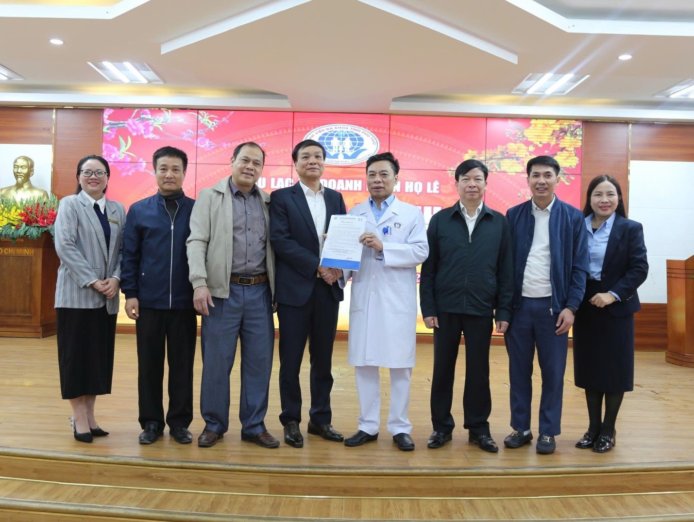 Câu lạc bộ Doanh nhân họ Lê trao yêu thương tại Bệnh viện Đa khoa tỉnh Phú Thọ nhân dịp Tết Nguyên đán 2026 4 4 3