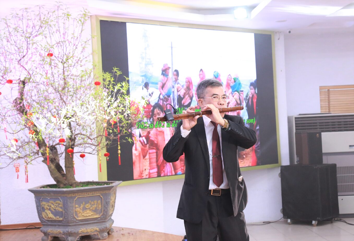 Gặp mặt kỷ niệm 71 năm Ngày Thầy thuốc Việt Nam và 25 năm Ngày Thành lập Câu lạc bộ Thầy thuốc hưu trí – Tri ân và tiếp nối những giá trị cao quý 11 Untitled 8