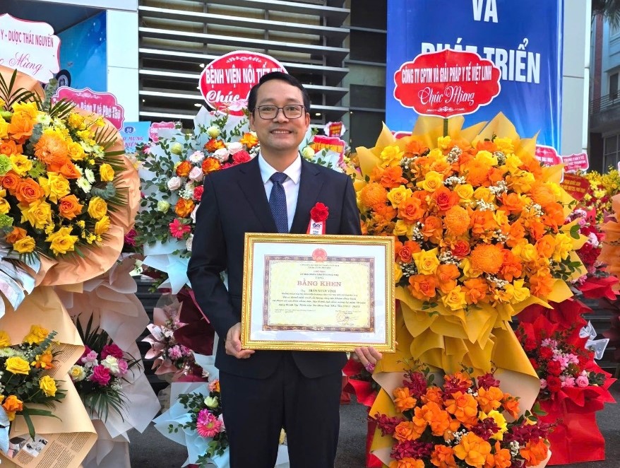 BSCKII Trần Xuân Vĩnh: Người thắp lửa hy vọng cho người bệnh ung thư 9 a8 3