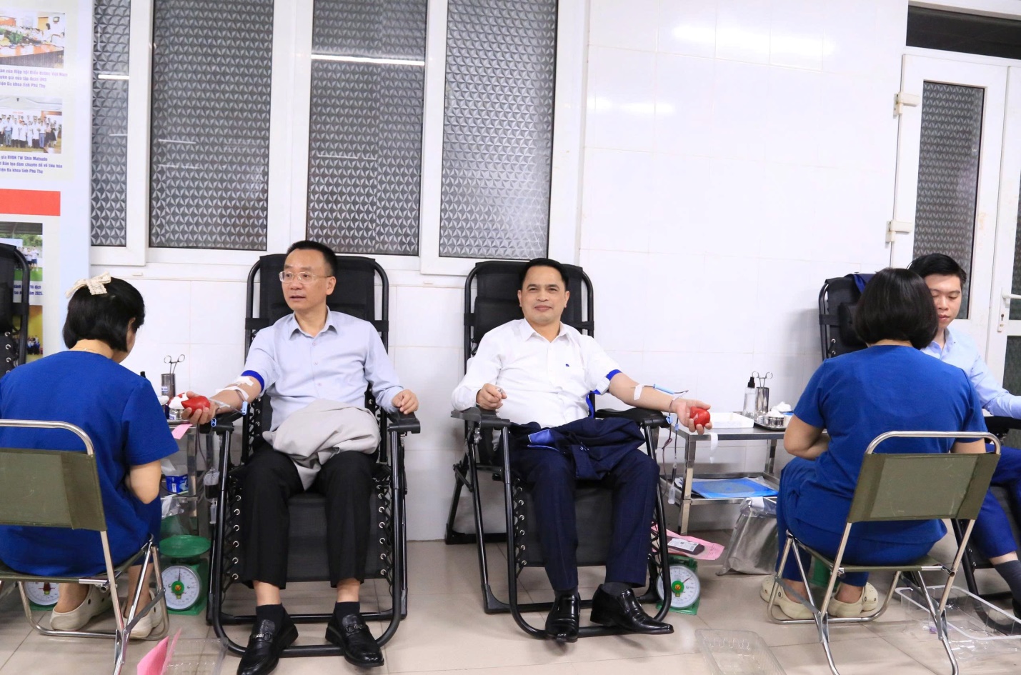 Chương trình hiến máu tình nguyện ngành Y tế “Giọt hồng Blouse trắng Đất Tổ 2026” - Lan tỏa nghĩa cử cao đẹp tại Bệnh viện Đa khoa tỉnh Phú Thọ 9 a9 3