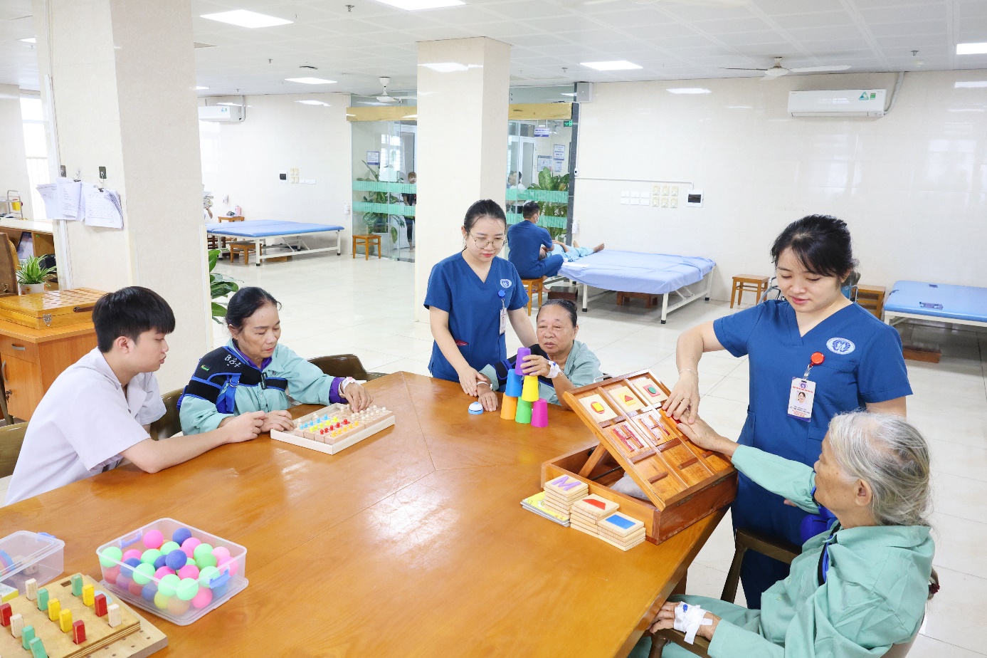 Sa sút trí tuệ sau đột quỵ – Hệ lụy cần được quan tâm đúng mức 4 a4 4