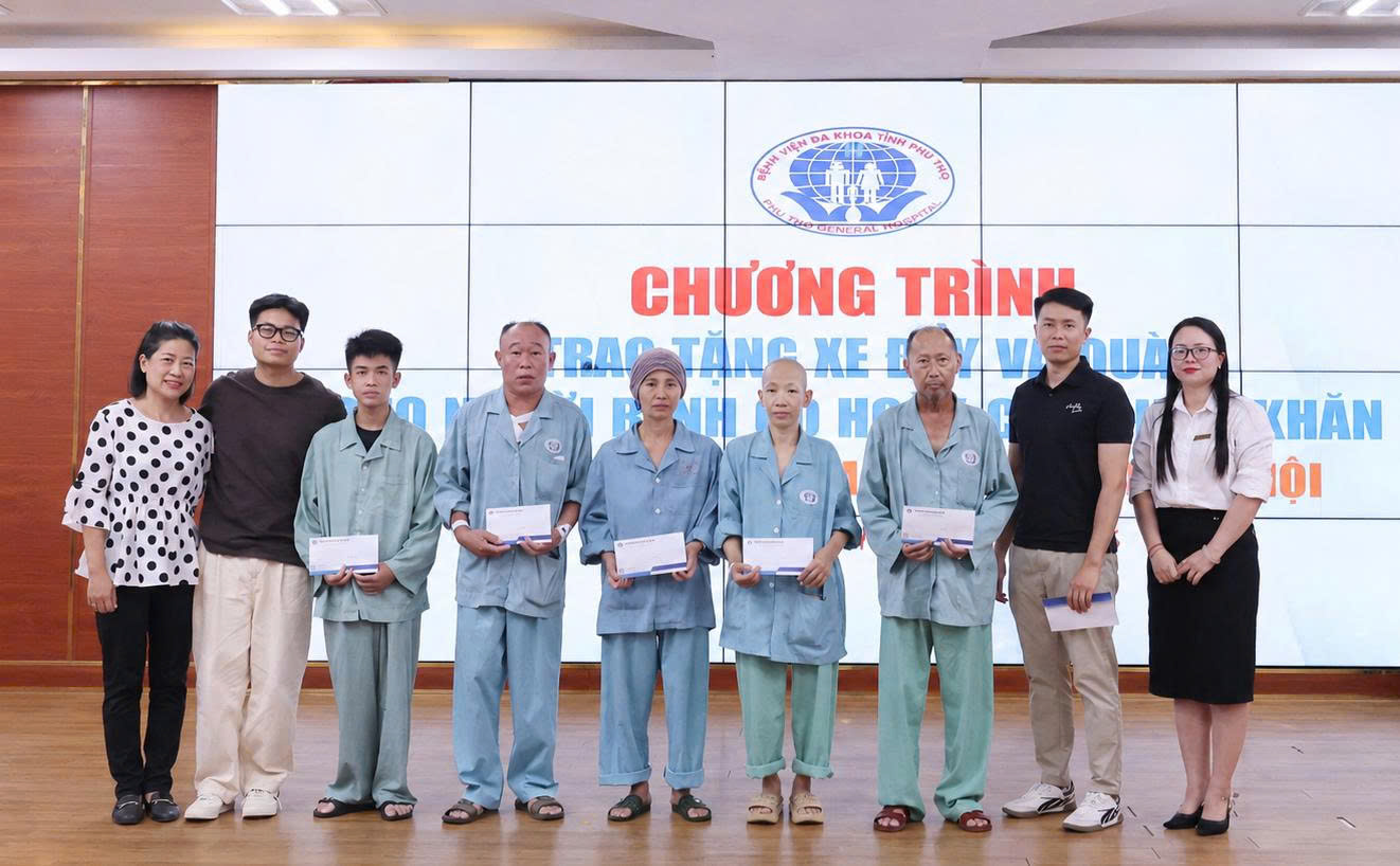 tặng xe đẩy