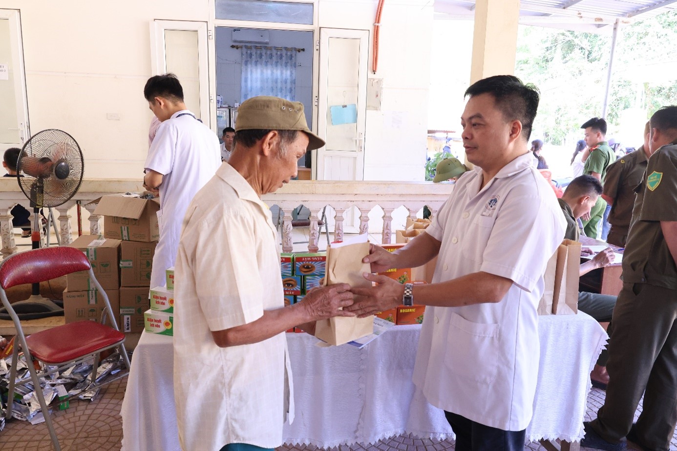 kham mien phi tan pheo 16