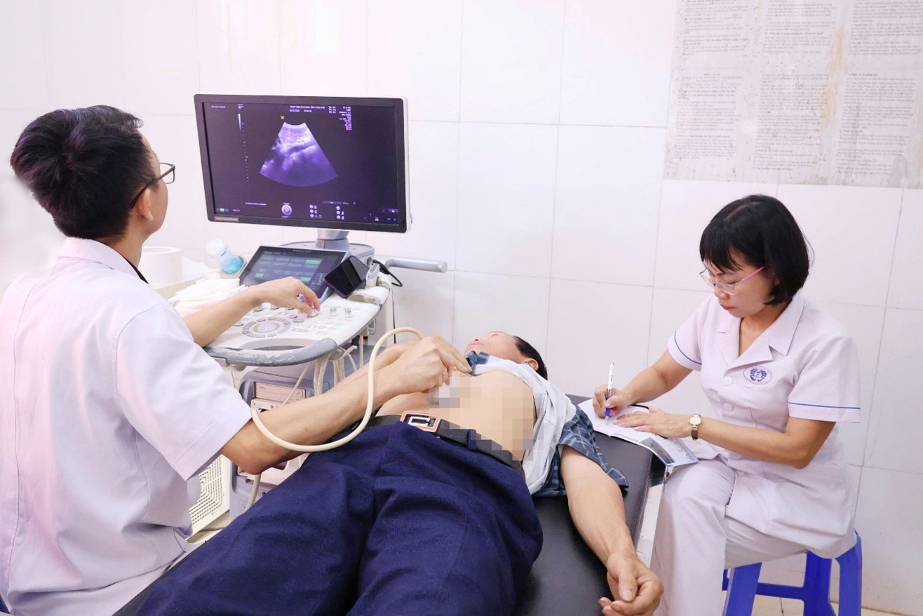 Chương trình khám bệnh, tư vấn sức khỏe và cấp phát thuốc miễn phí cho người dân tại xã Tân Pheo tỉnh Phú Thọ