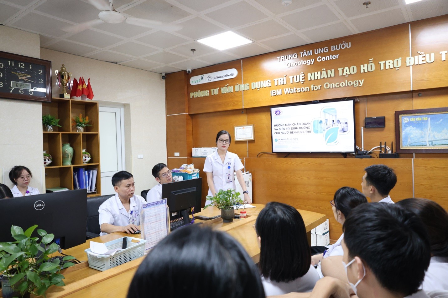 Bệnh viện Đa khoa tỉnh Phú Thọ tổ chức chương trình tập huấn “Hướng dẫn chẩn đoán, điều trị dinh dưỡng cho người bệnh ung thư”
