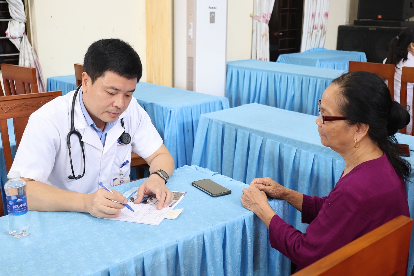 Chương trình Khám, cấp phát thuốc miễn phí và hỗ trợ xây dựng nhà nhân đạo cho người dân khó khăn tại xã Liên Minh, tỉnh Phú Thọ