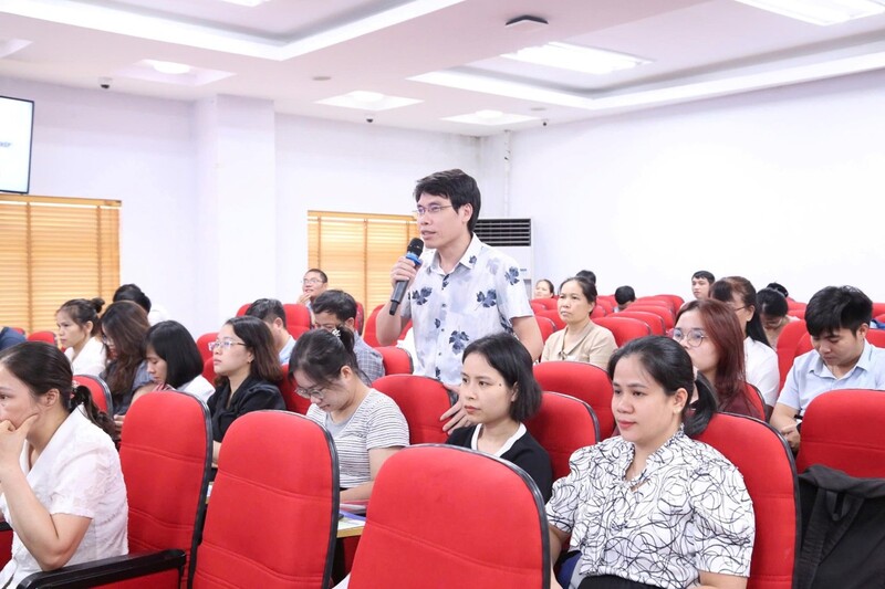 Hội thảo “Xu hướng mới trong điều trị thoái hóa khớp” tại Bệnh viện Đa khoa tỉnh Phú Thọ 9 hoi thao thoai hoa khop 10