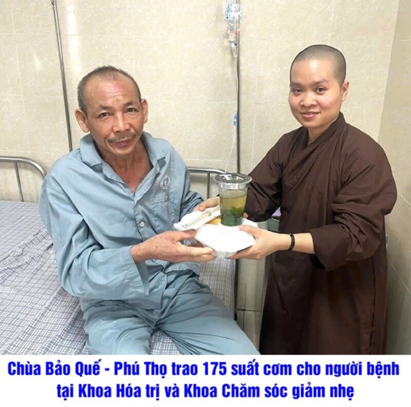 tang qua 2