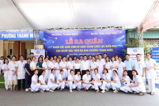 Bệnh viện Đa khoa tỉnh Phú Thọ ra quân khám sức khỏe định kỳ, khám sàng lọc miễn phí cho người dân 25 trien khai kham suc khoe dinh ky 9