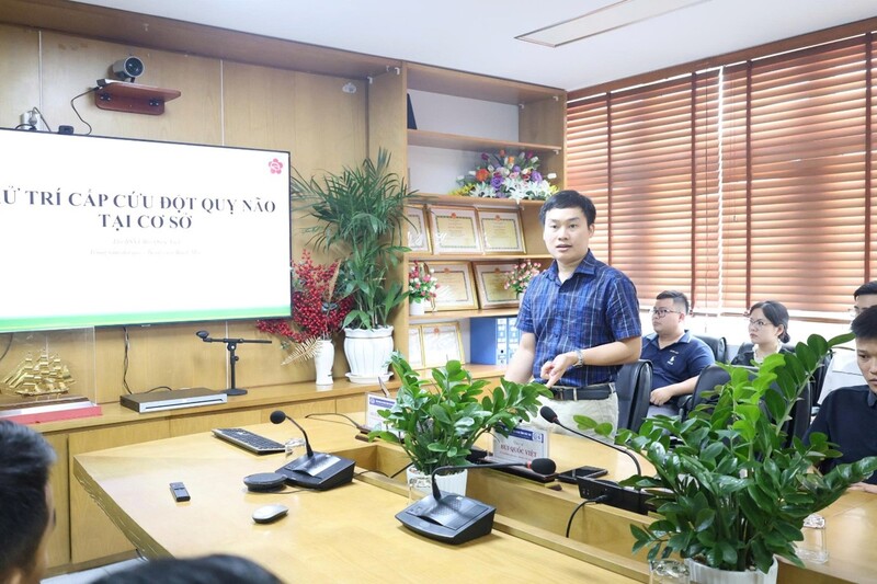 Bệnh viện Đa khoa tỉnh Phú Thọ phối hợp với Bệnh viện Bạch Mai tổ chức chương trình đào tạo “Cập nhật một số chuyên đề Đột quỵ” 6 dao tao dot quy 2