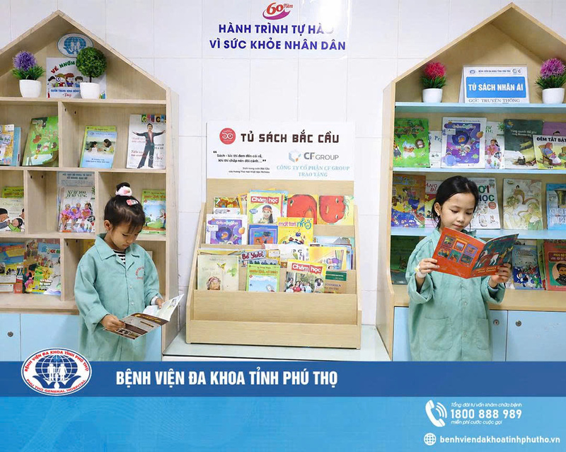 Góc yêu thương tại Bệnh viện Đa khoa tỉnh Phú Thọ: Đồng hành cùng bệnh nhi trên hành trình điều trị 10 doc sach cho benh nhi 3