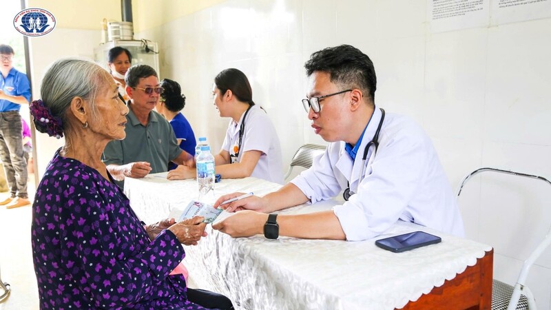 kham mien phi xa tay coc 10