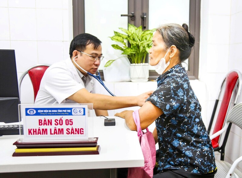 kham suc khoe 8