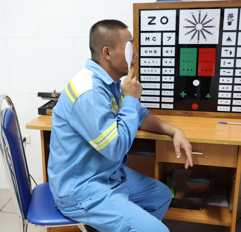 Hơn 300 cán bộ, nhân viên Công ty Cổ phần Môi trường và Dịch vụ đô thị Việt Trì được khám sức khỏe định kỳ tại Bệnh viện Đa khoa tỉnh Phú Thọ 20 kham suc khoe dinh ky cong ty moi truong do thi 7